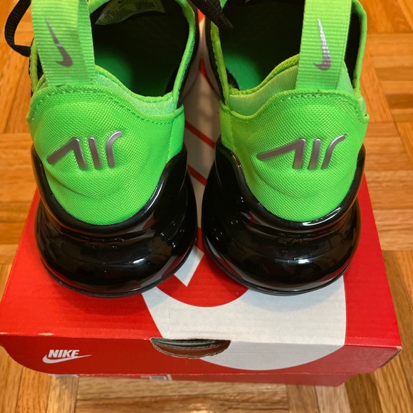Nike Air Max 270 black and green - Size 6Y/ Women’s 7.5 - Picture 4 of 9